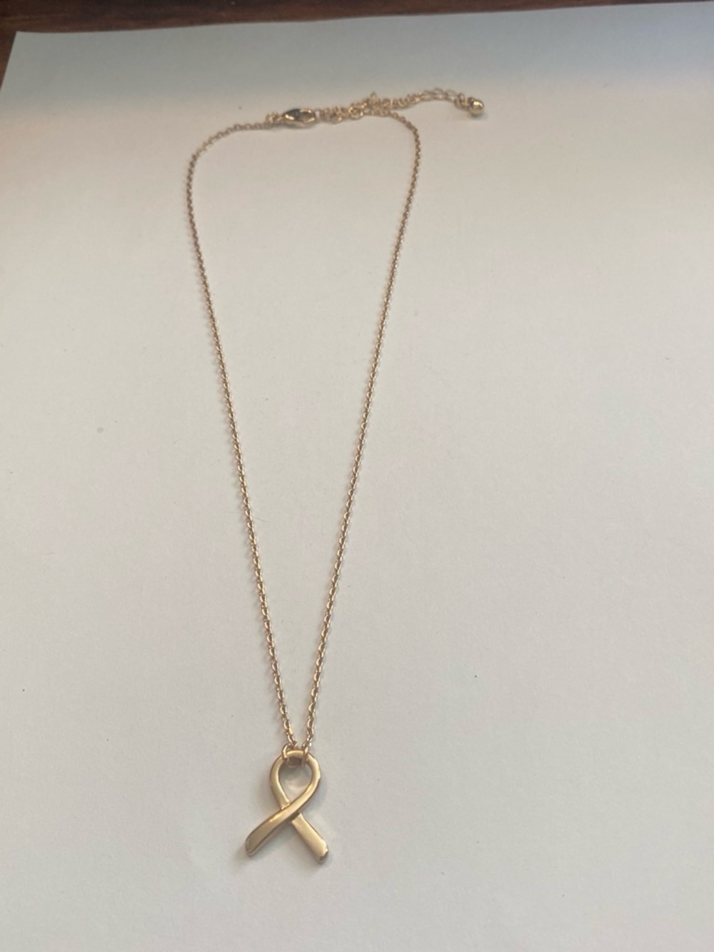 Delicate Gold tone  Ribbon Pendant Necklace - Women Jewelry